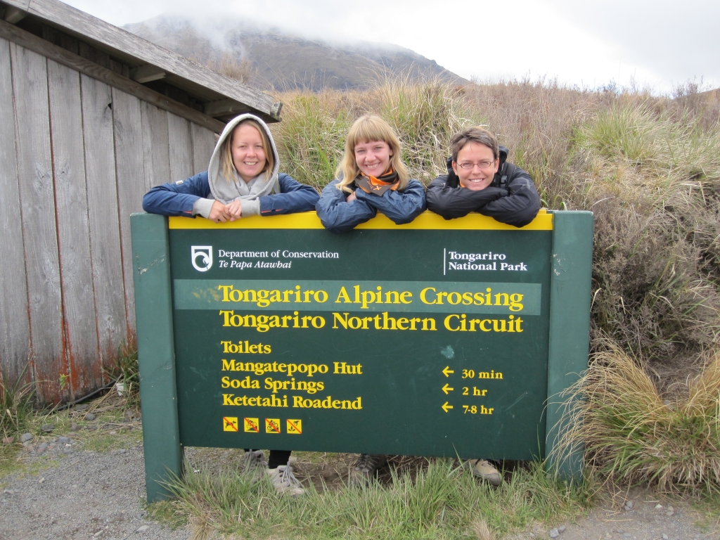 Laura, Helen & Anna vorher